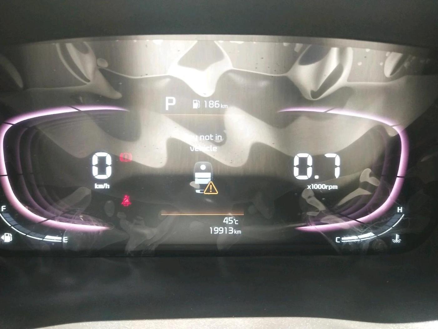 2022 KIA CARENS LUXURY PLUS 1.5 DIESEL AT 6 STR, Diesel, Automatic, 19,913 km, interior