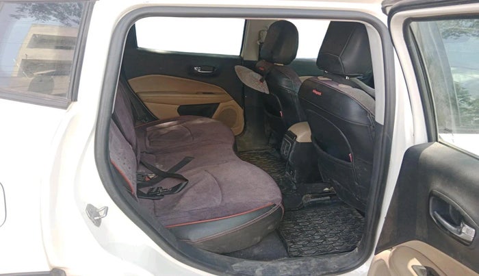 2018 Jeep Compass LONGITUDE (O) 2.0 DIESEL, Diesel, Manual, 1,37,660 km, interior