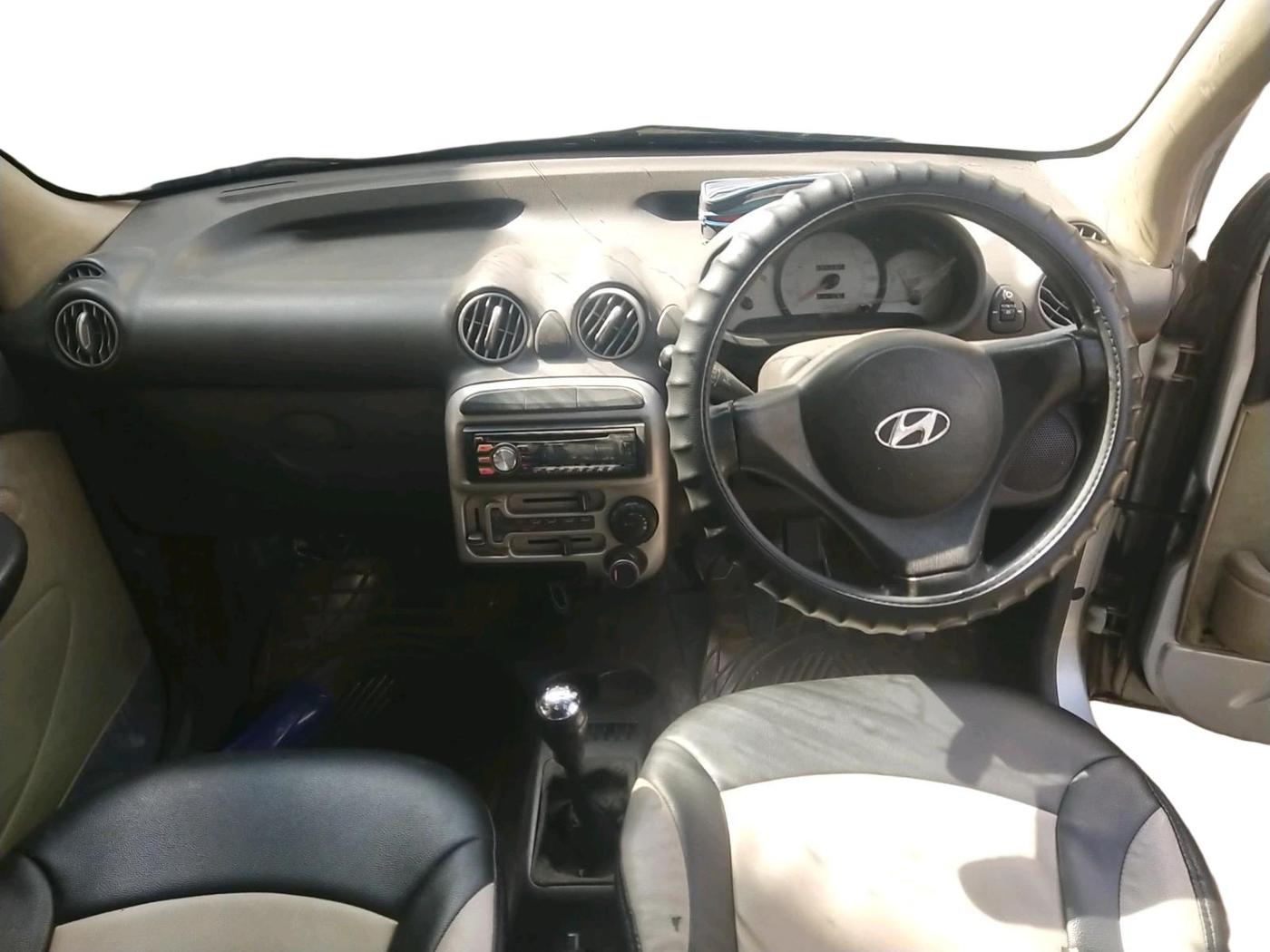 2012 Hyundai Santro Xing GLS, Petrol, Manual, 1,71,400 km, interior