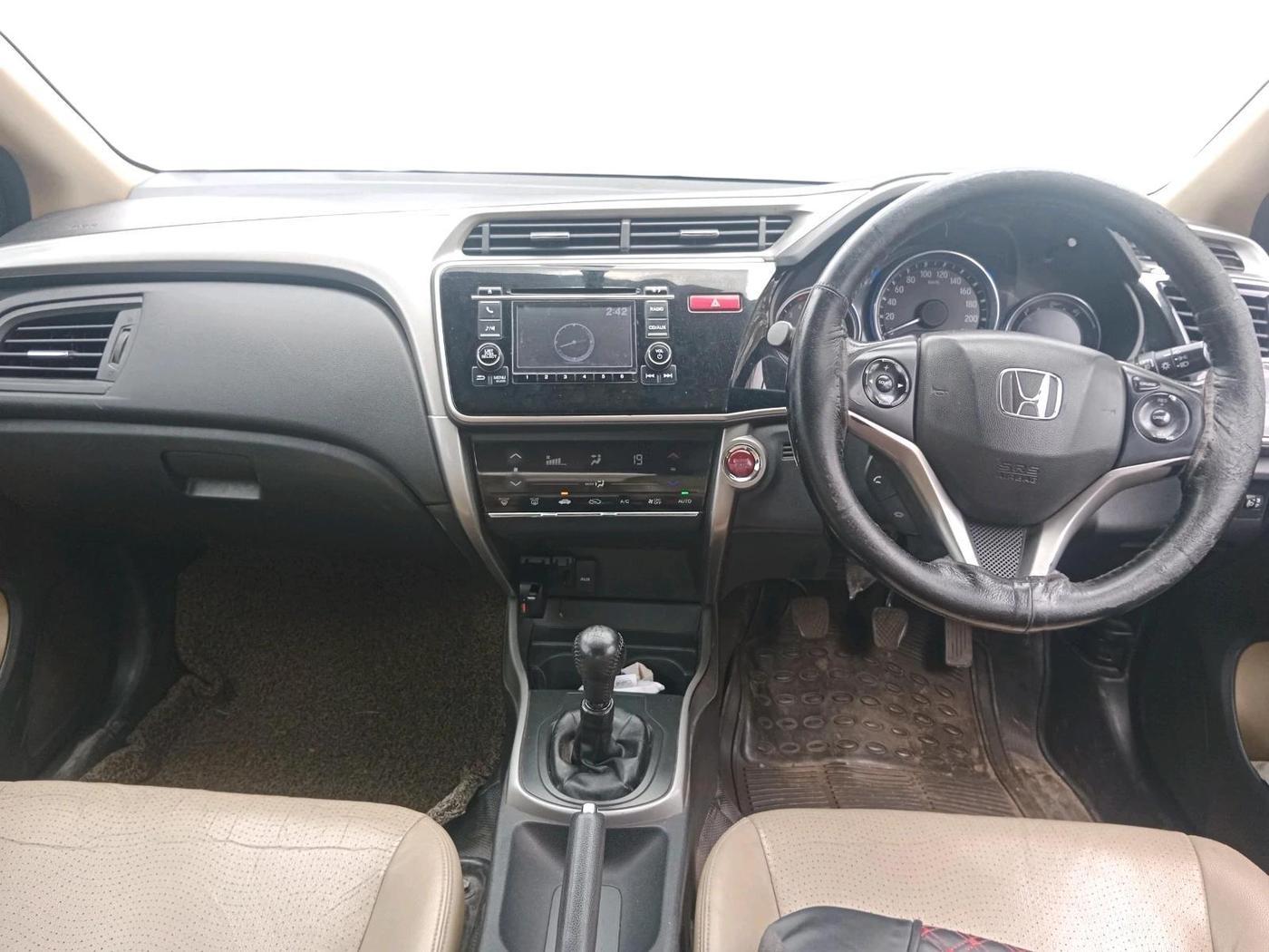 2016 Honda City 1.5L I-DTEC VX, Diesel, Manual, 2,12,459 km, interior