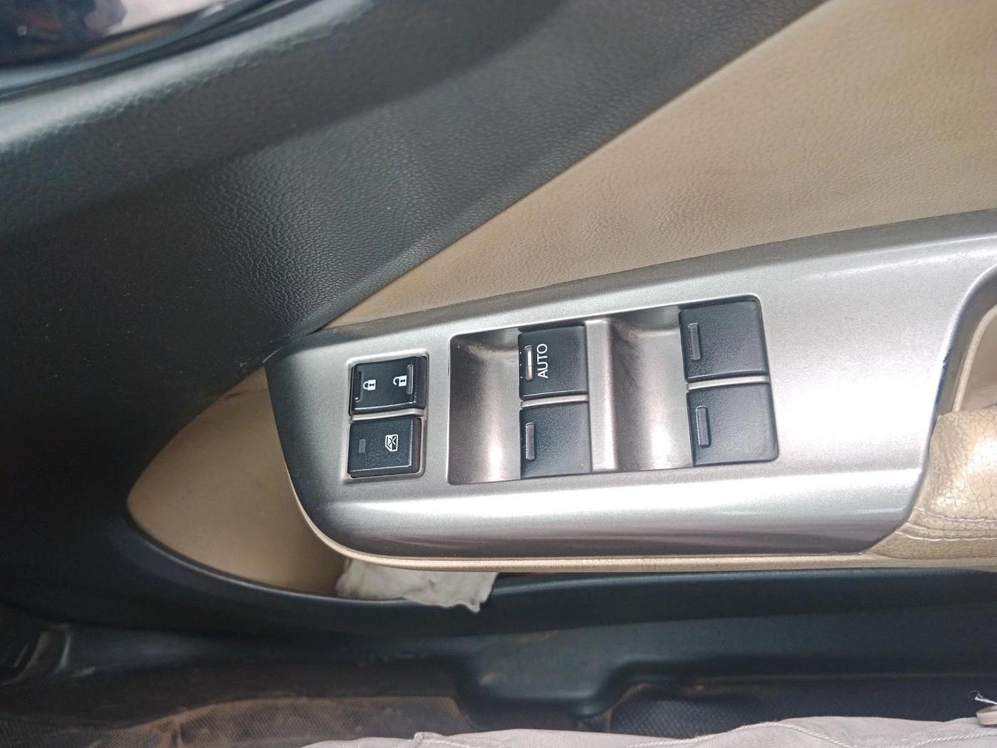 2016 Honda City 1.5L I-DTEC VX, Diesel, Manual, 2,12,459 km, interior
