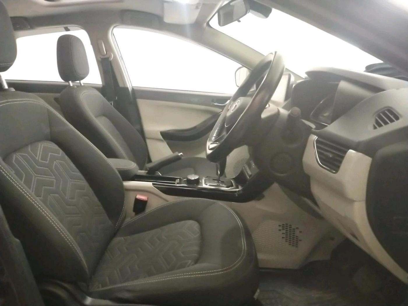 2021 Tata NEXON XZA PLUS SUNROOF PETROL, Petrol, Automatic, 23,257 km, interior