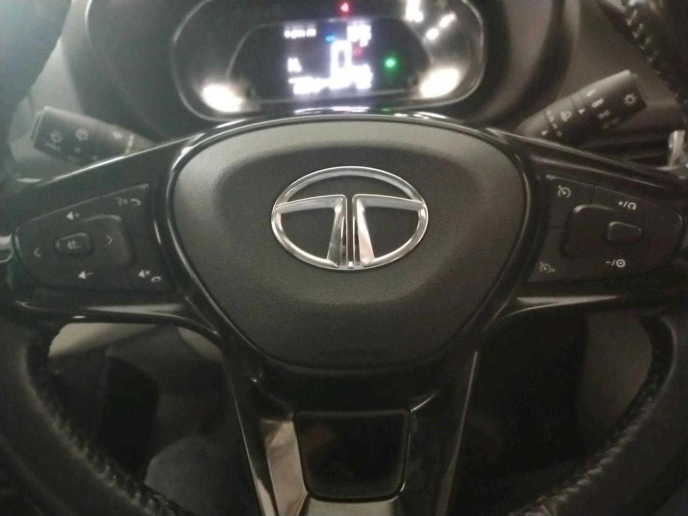 2021 Tata NEXON XZA PLUS SUNROOF PETROL, Petrol, Automatic, 23,257 km, interior