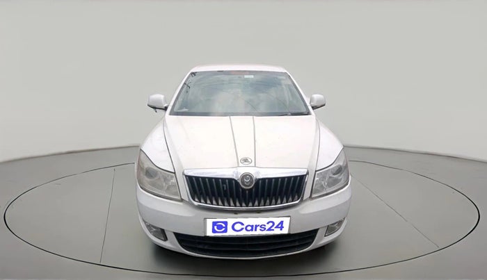 2011 Skoda Laura AMBIENTE 2.0 TDI CR AT, Diesel, Automatic, 1,09,299 km, exterior