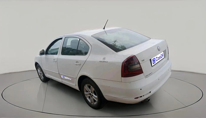 2011 Skoda Laura AMBIENTE 2.0 TDI CR AT, Diesel, Automatic, 1,09,299 km, exterior