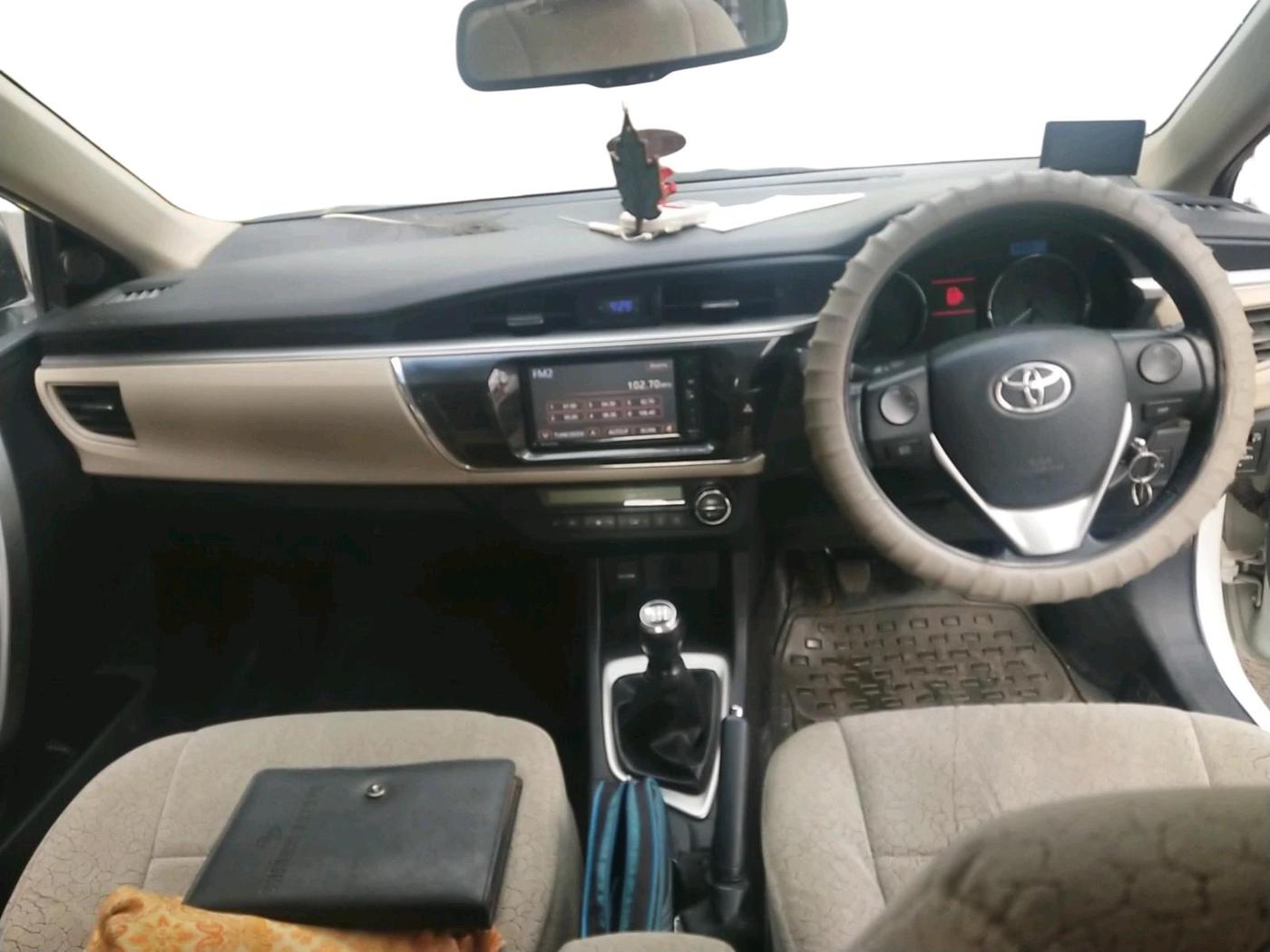 2015 Toyota Corolla Altis G PETROL, Petrol, Manual, 89,580 km, interior