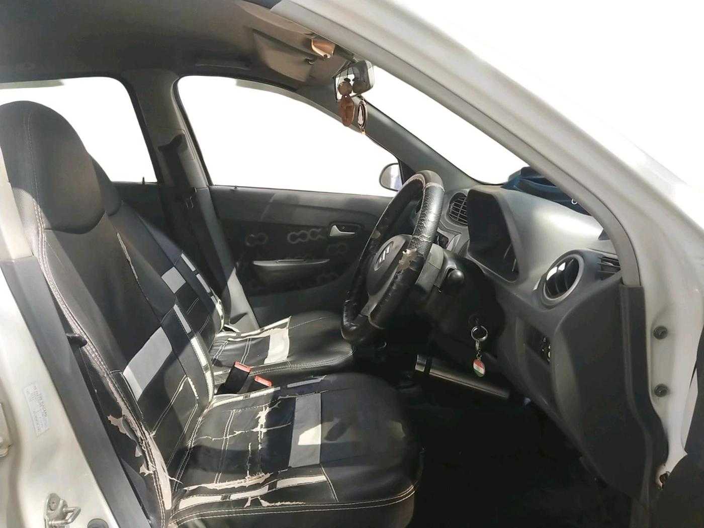 2016 Maruti Alto 800 LXI CNG, CNG, Manual, 1,32,031 km, interior