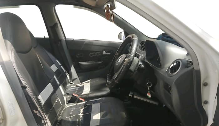 2016 Maruti Alto 800 LXI CNG, CNG, Manual, 1,32,031 km, interior