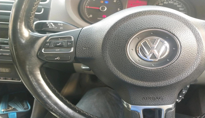 2012 Volkswagen Vento HIGHLINE DIESEL 1.6, Diesel, Manual, 1,79,900 km, interior