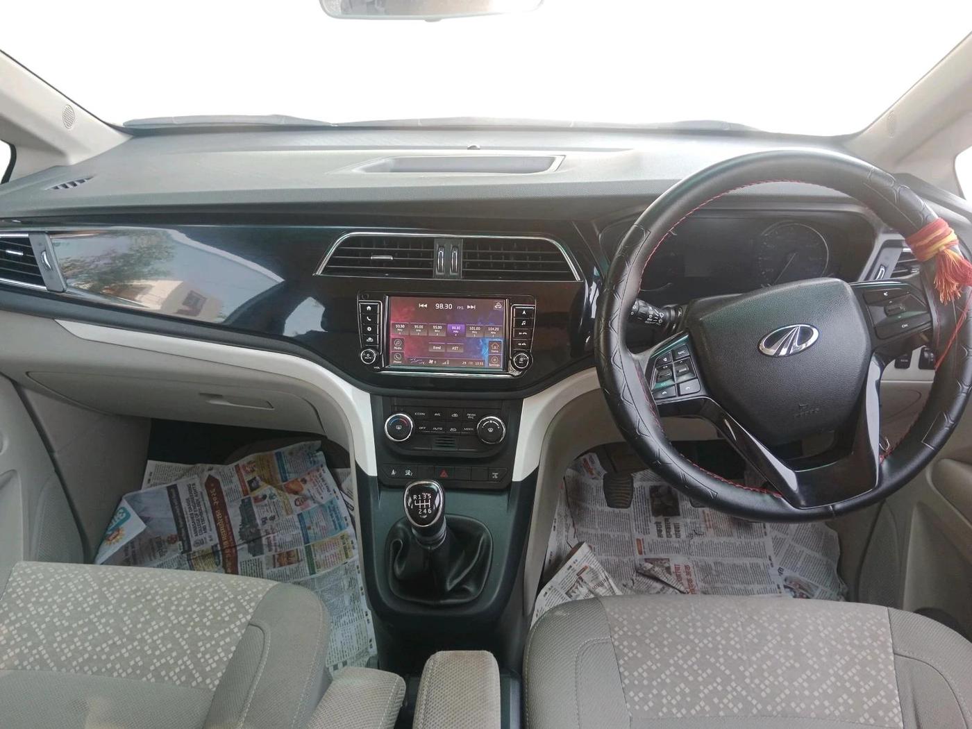 2021 Mahindra MARAZZO M 6 + 7 STR, Diesel, Manual, 78,895 km, interior