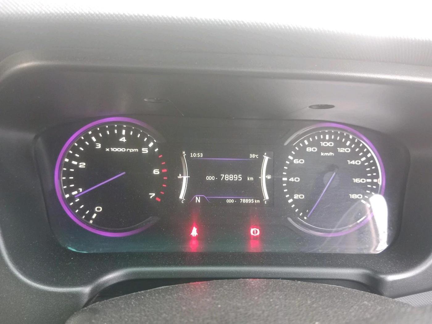 2021 Mahindra MARAZZO M 6 + 7 STR, Diesel, Manual, 78,895 km, interior