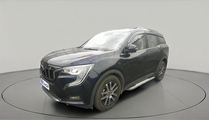 2022 Mahindra XUV700 AX 7 LUXURY D AWD AT 7 STR, Diesel, Automatic, 1,71,131 km, exterior