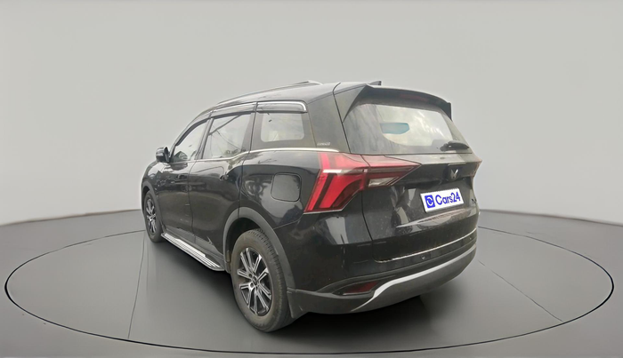 2022 Mahindra XUV700 AX 7 LUXURY D AWD AT 7 STR, Diesel, Automatic, 1,71,131 km, exterior