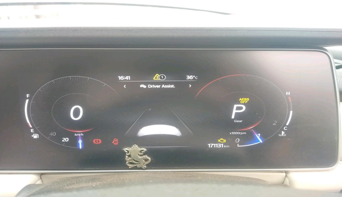 2022 Mahindra XUV700 AX 7 LUXURY D AWD AT 7 STR, Diesel, Automatic, 1,71,131 km, interior