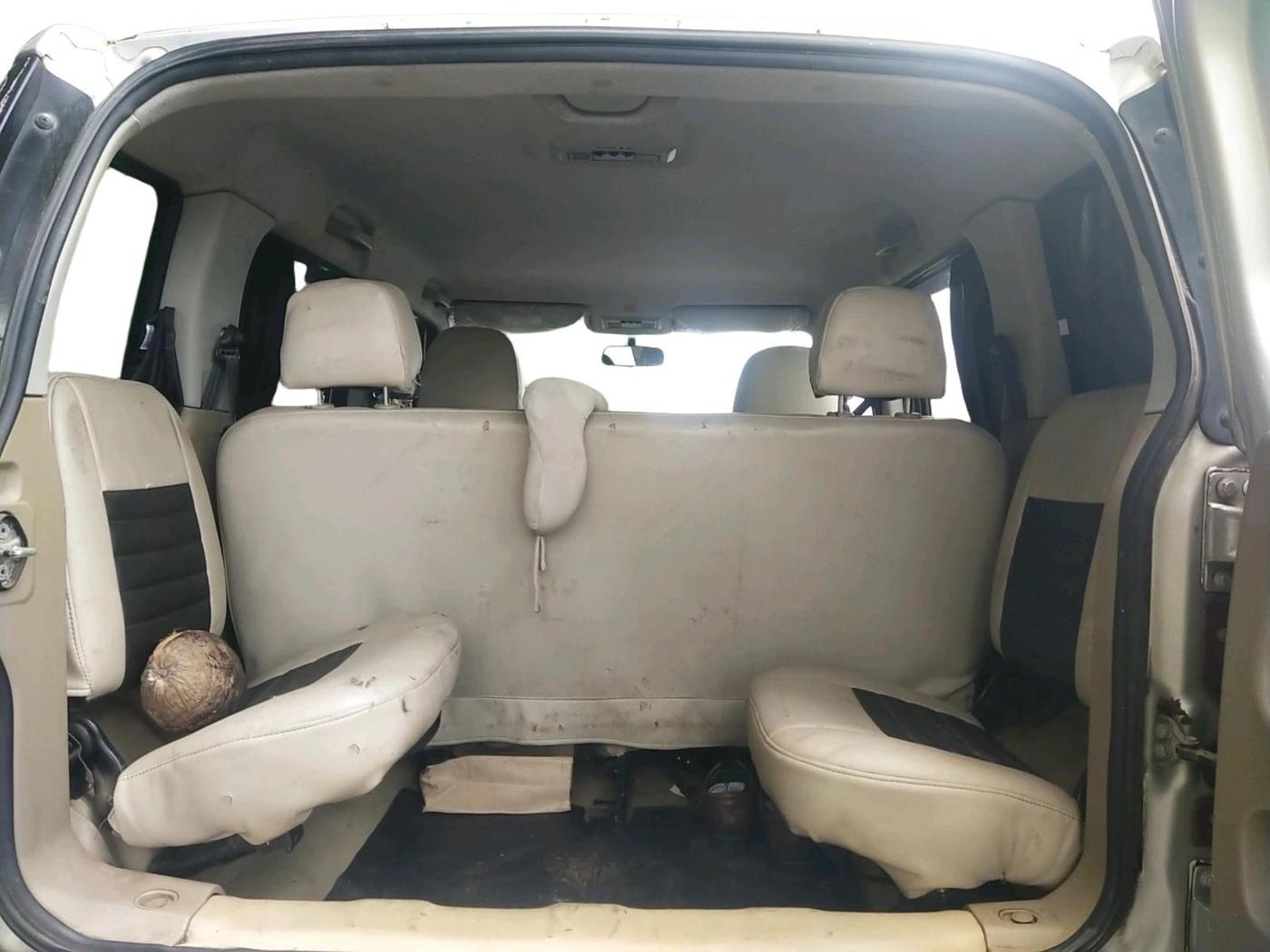 2017 Mahindra TUV300 T8, Diesel, Manual, 1,24,612 km, exterior