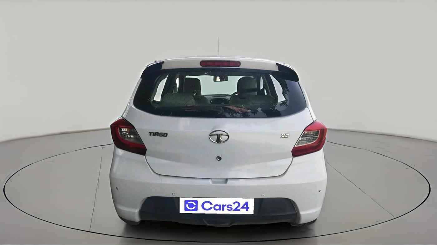 2018 Tata Tiago XZ PETROL, CNG, Manual, 76,402 km, exterior