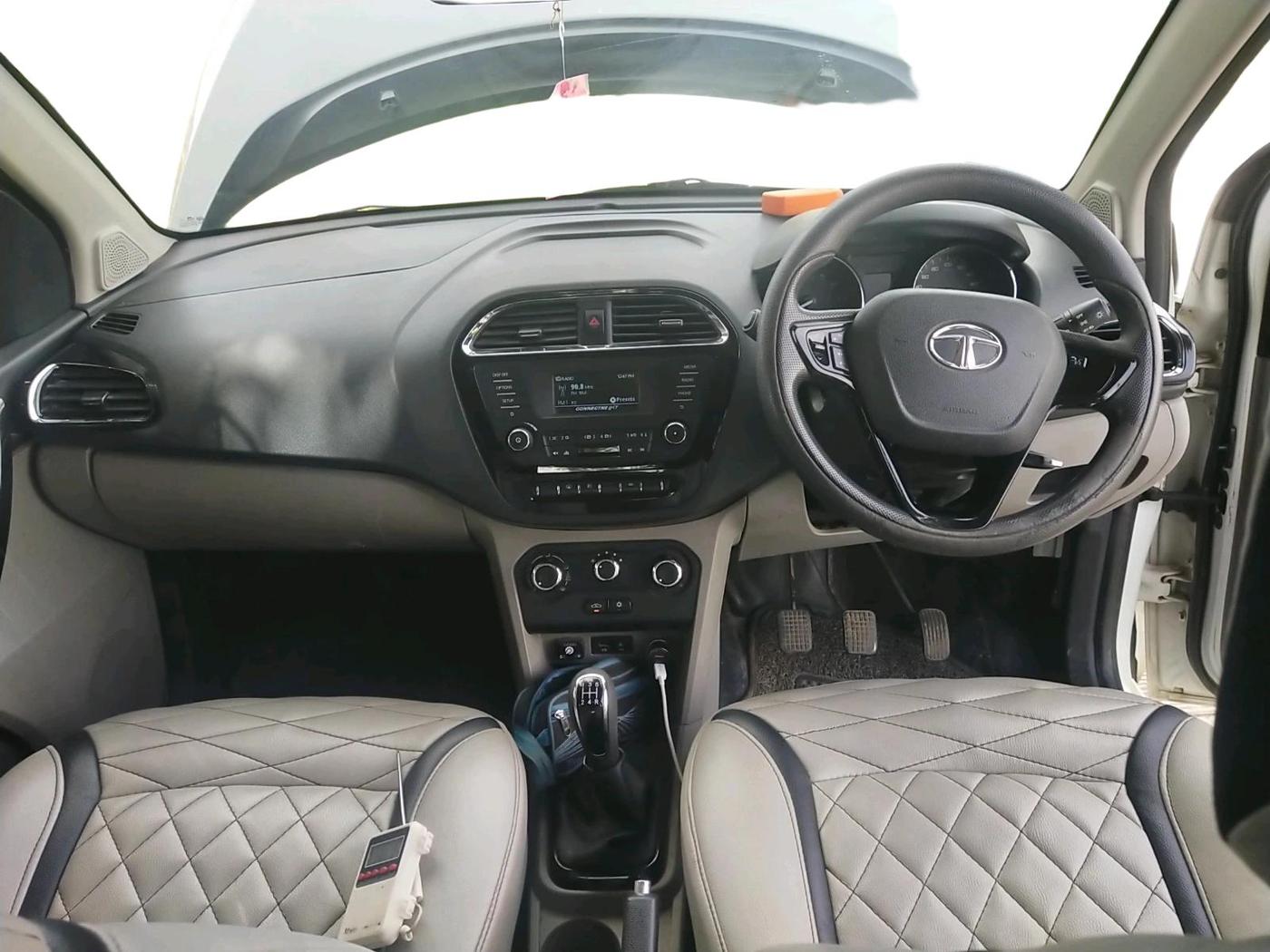 2018 Tata Tiago XZ PETROL, CNG, Manual, 76,402 km, interior