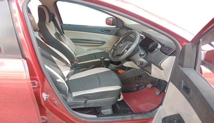 2020 Renault TRIBER RXT, Petrol, Manual, 96,506 km, interior