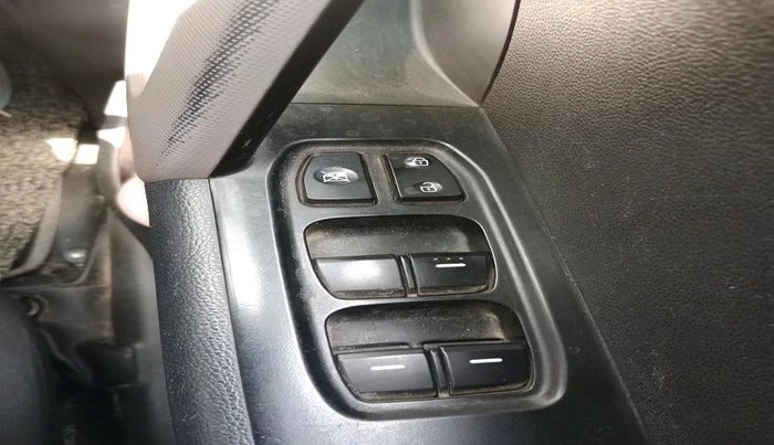 2016 Hyundai Creta E PLUS 1.4 DIESEL, Diesel, Manual, 1,30,372 km, interior