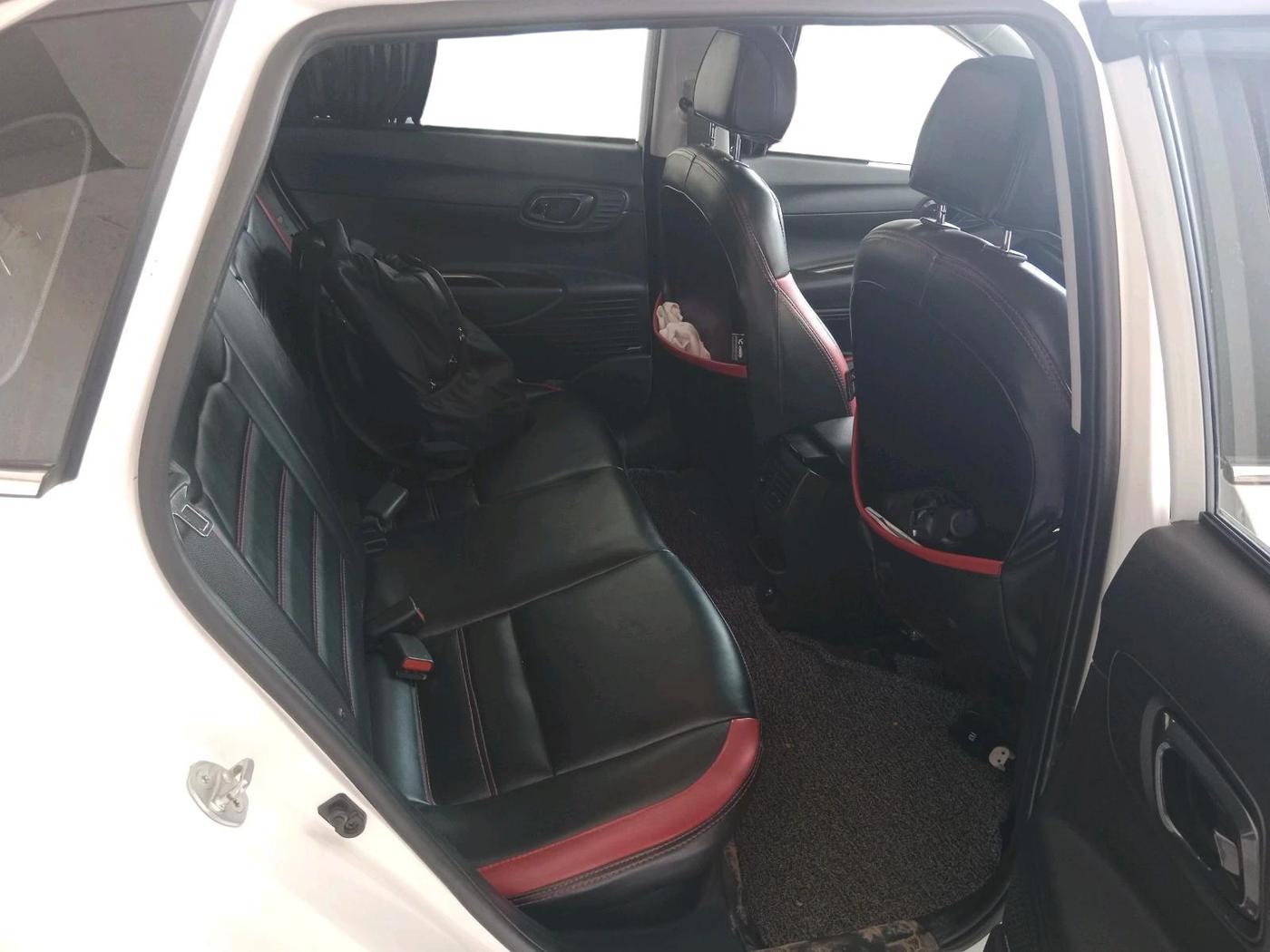 2023 Hyundai NEW I20 ASTA (O) 1.2 MT, Petrol, Manual, 38,353 km, interior