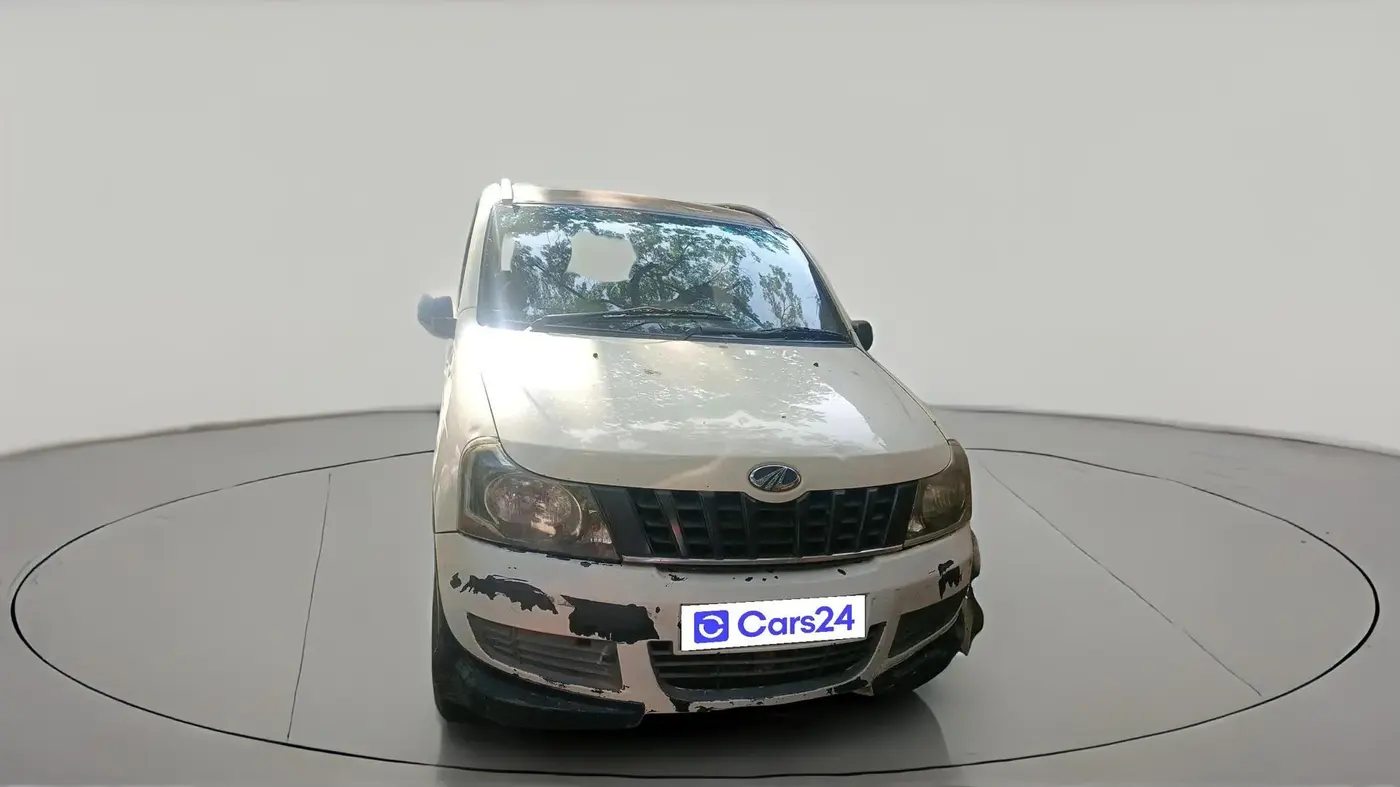 2012 Mahindra Xylo E4, Diesel, Manual, 2,45,936 km, exterior