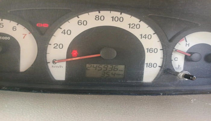 2012 Mahindra Xylo E4, Diesel, Manual, 2,45,936 km, interior