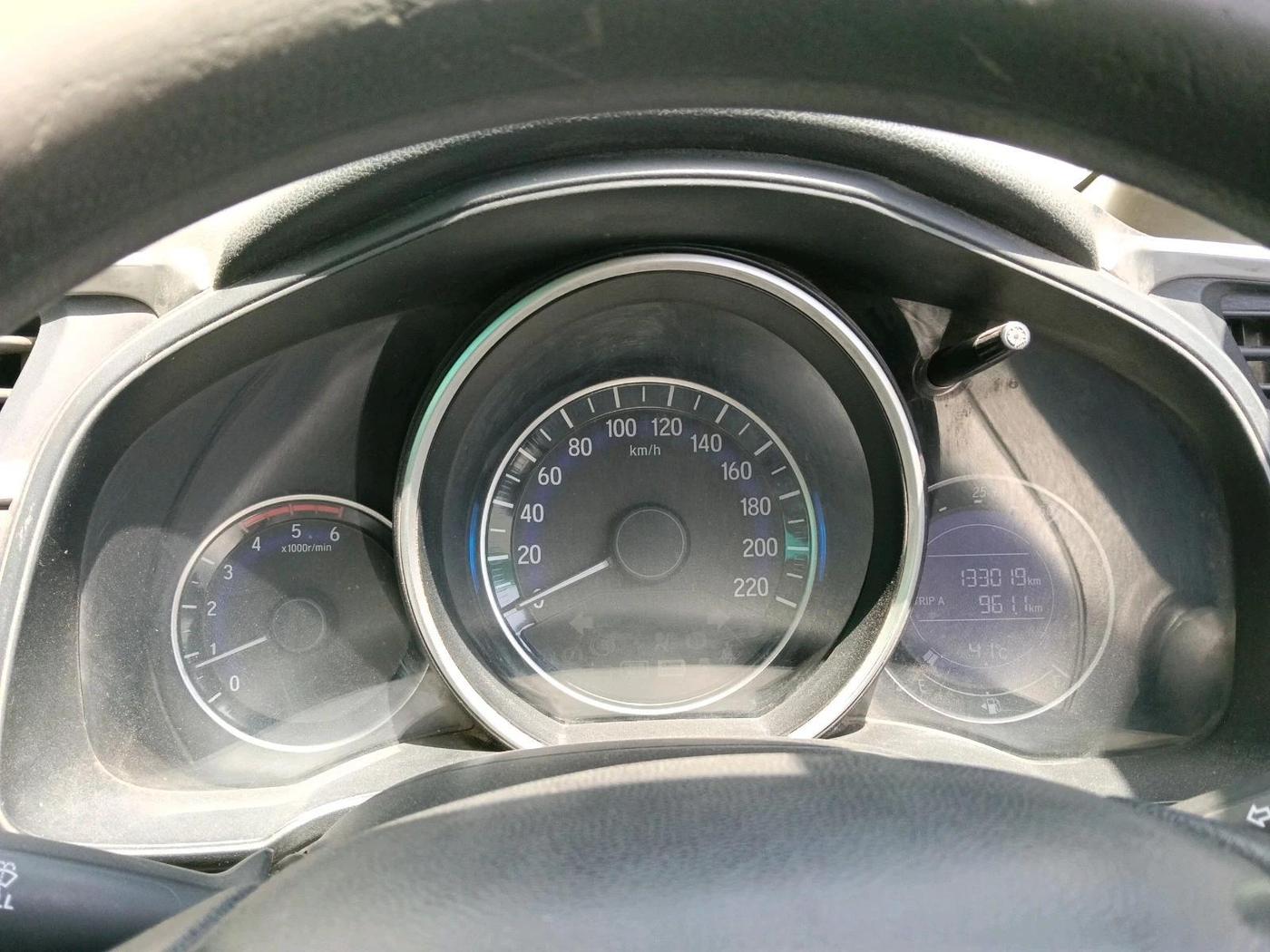 2017 Honda WR-V 1.5L I-DTEC VX MT, Diesel, Manual, 1,33,019 km, interior