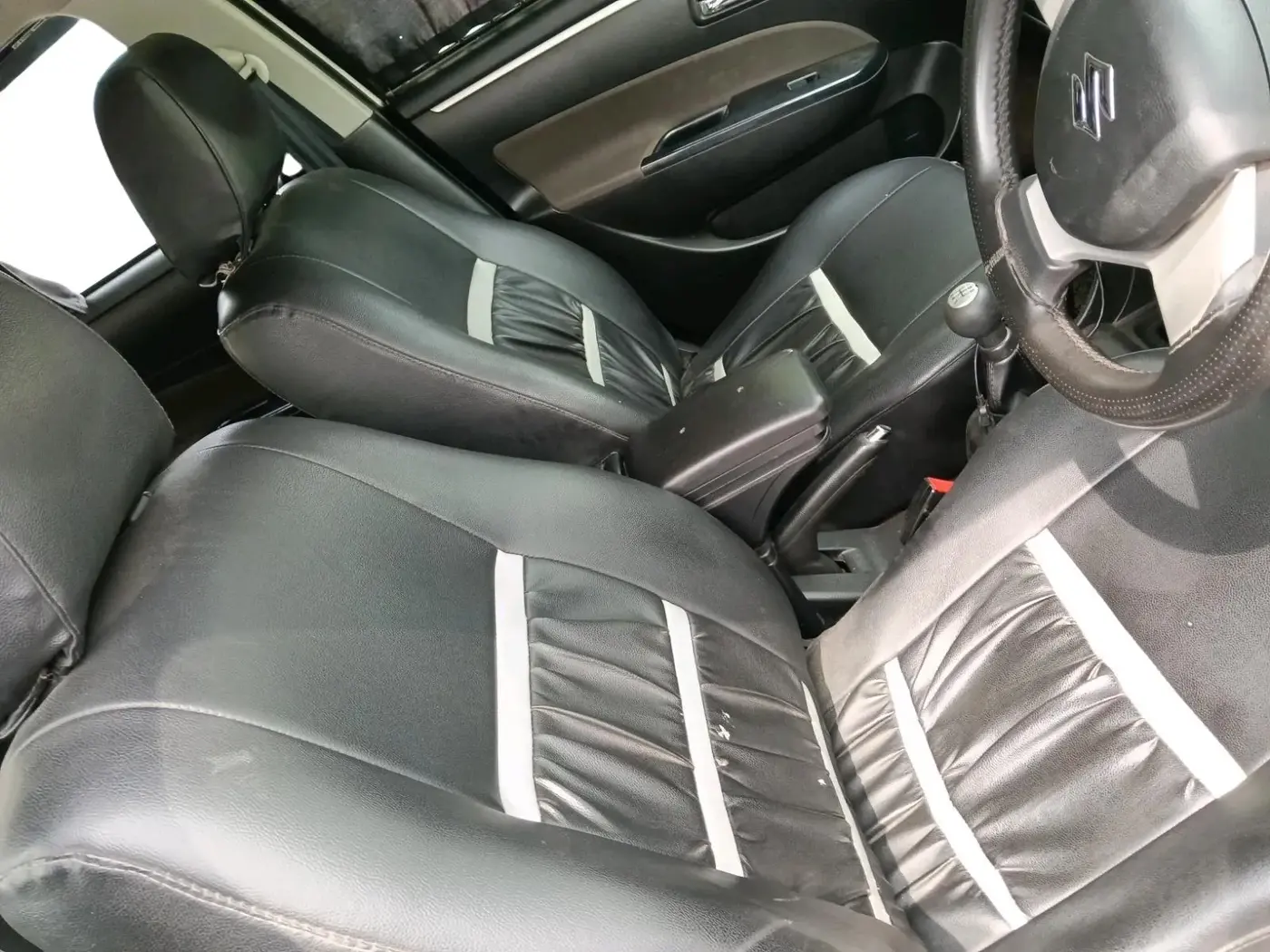 2014 Maruti Swift VDI, Diesel, Manual, 1,27,108 km, interior