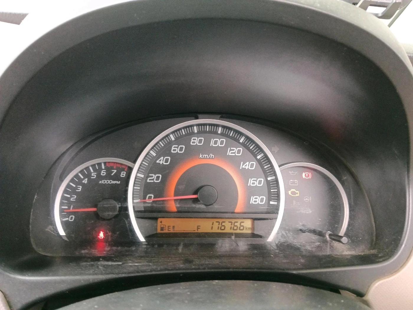 2013 Maruti Wagon R 1.0 VXI, Petrol, Manual, 1,76,766 km, interior