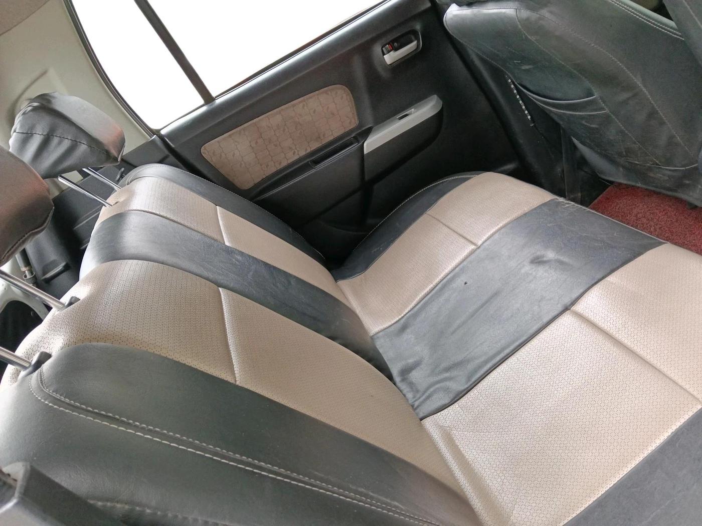 2013 Maruti Wagon R 1.0 VXI, Petrol, Manual, 1,76,766 km, interior