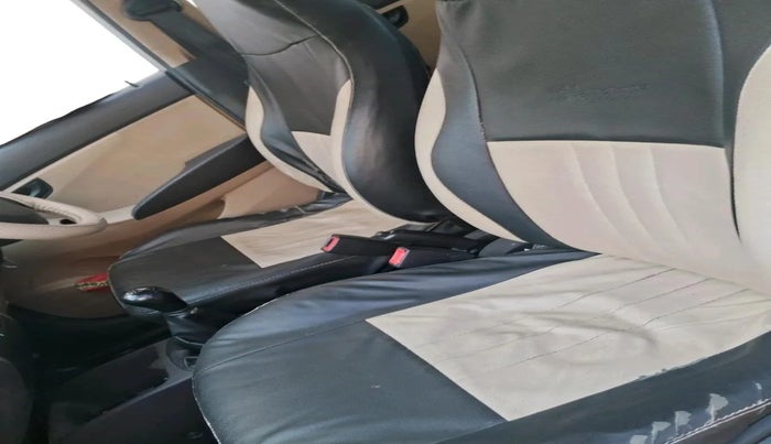 2012 Hyundai Eon MAGNA +, Petrol, Manual, 93,170 km, interior