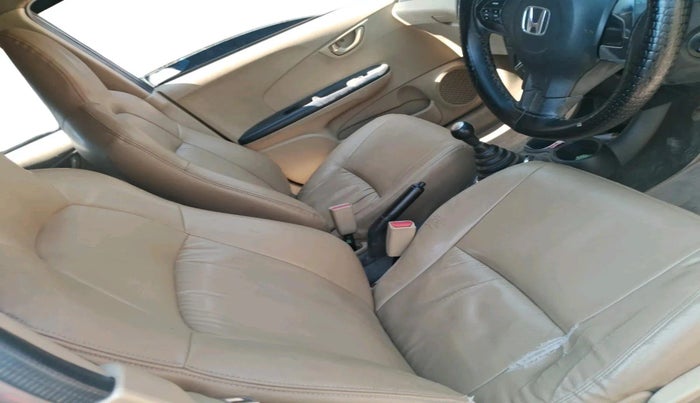 2014 Honda Amaze 1.2L I-VTEC S, Petrol, Manual, 1,43,029 km, interior