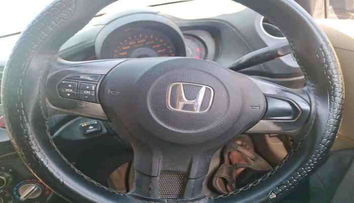 2014 Honda Amaze 1.2L I-VTEC S, Petrol, Manual, 1,43,029 km, interior