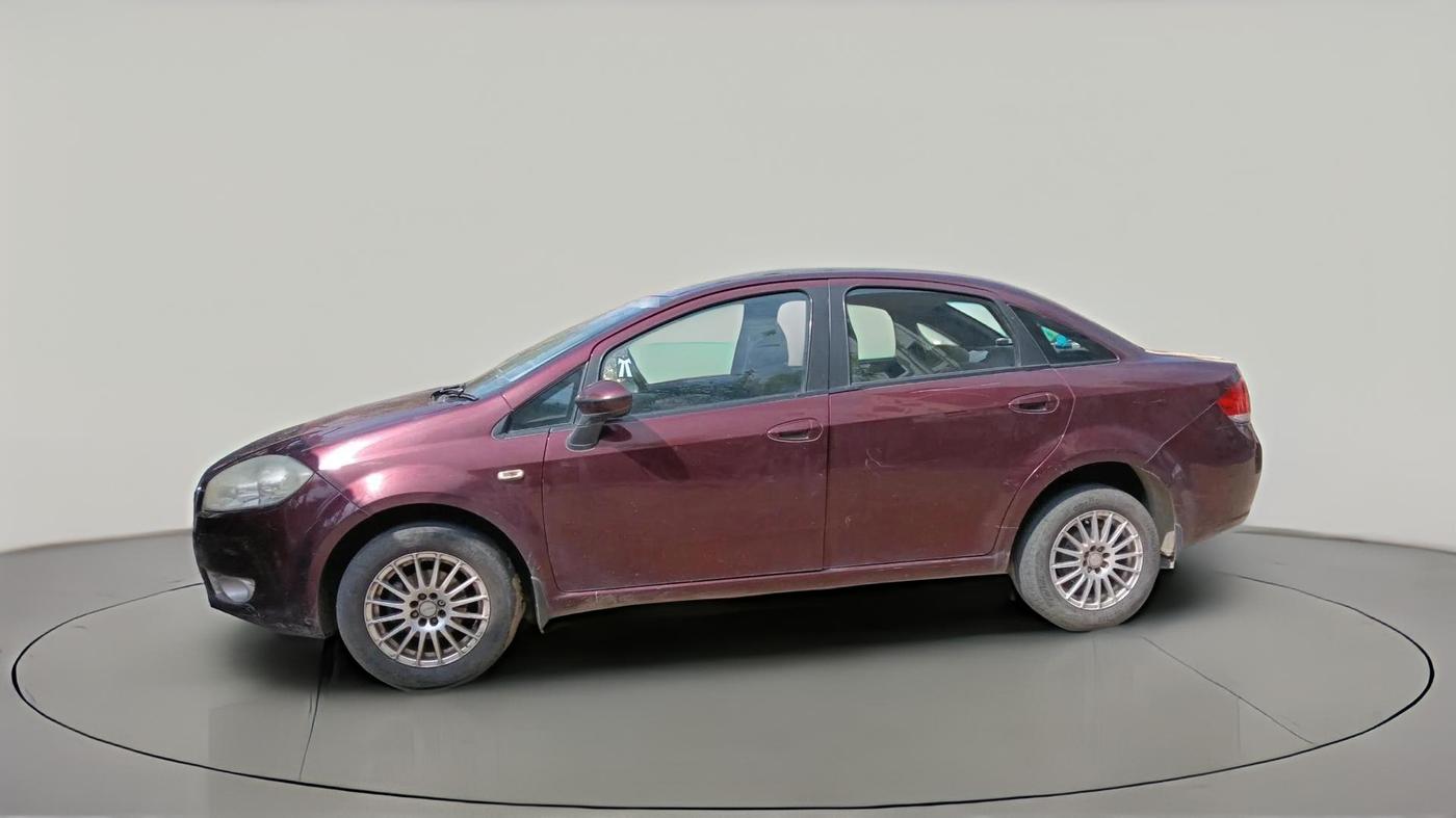 2011 Fiat Linea DYNAMIC 1.3, Diesel, Manual, 2,02,714 km, exterior