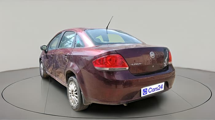 2011 Fiat Linea DYNAMIC 1.3, Diesel, Manual, 2,02,714 km, exterior