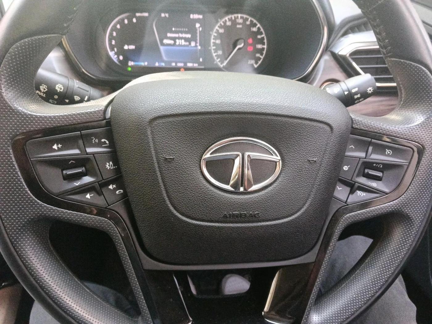 2023 Tata Harrier XZ PLUS 2.0L, Diesel, Manual, 7,091 km, interior