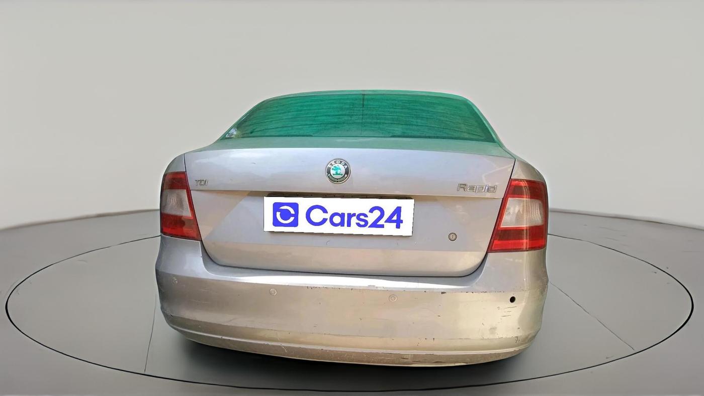 2012 Skoda Rapid ELEGANCE 1.6 TDI CR MT, Diesel, Manual, 1,20,023 km, exterior