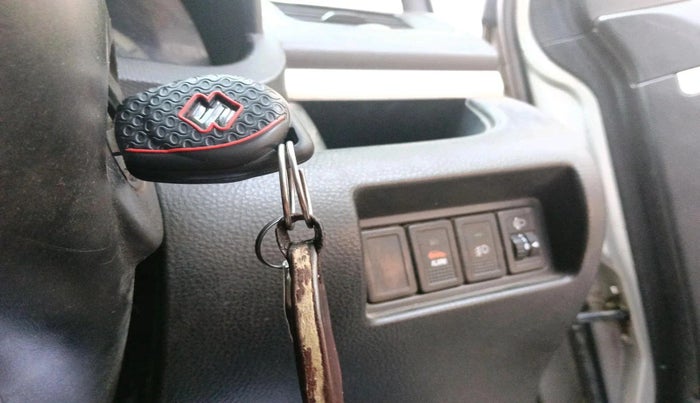 2012 Maruti Swift VDI, Diesel, Manual, 2,46,225 km, interior