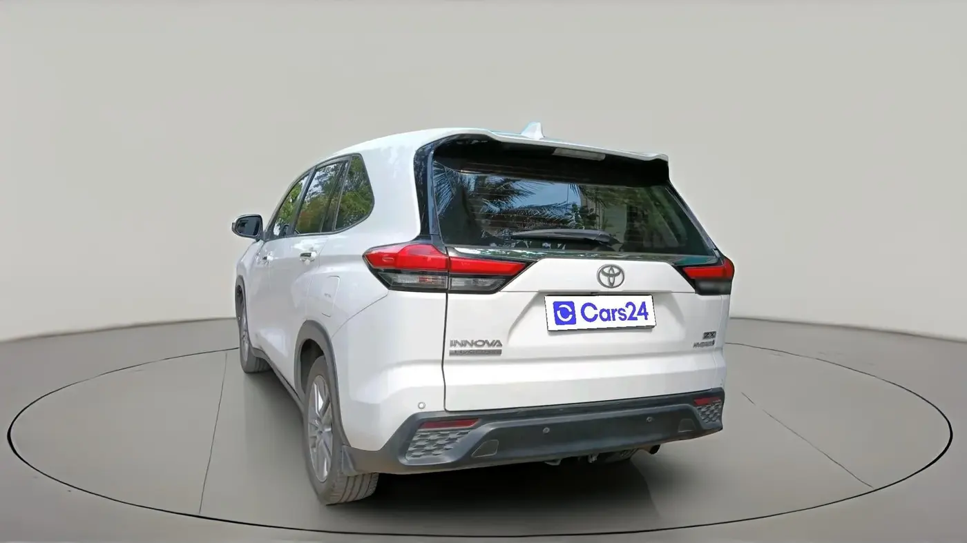 2023 Toyota INNOVA HYCROSS ZX HYBRID 7 STR, Hybrid, Automatic, 1,92,838 km, exterior