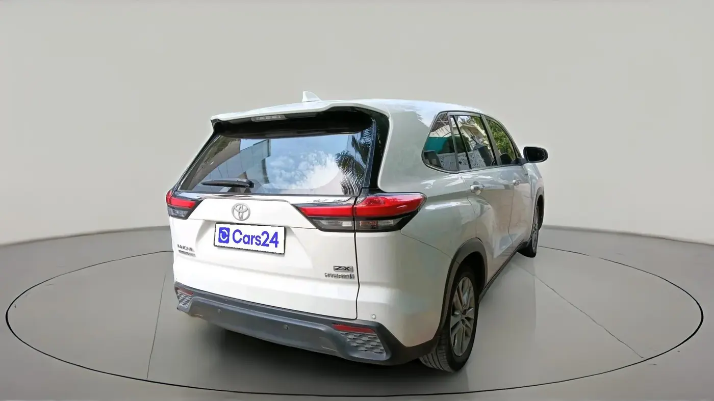 2023 Toyota INNOVA HYCROSS ZX HYBRID 7 STR, Hybrid, Automatic, 1,92,838 km, exterior