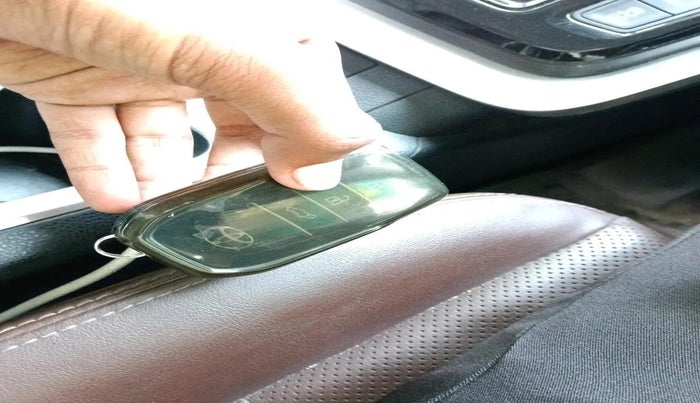 2023 Toyota INNOVA HYCROSS ZX HYBRID 7 STR, Hybrid, Automatic, 1,92,838 km, interior