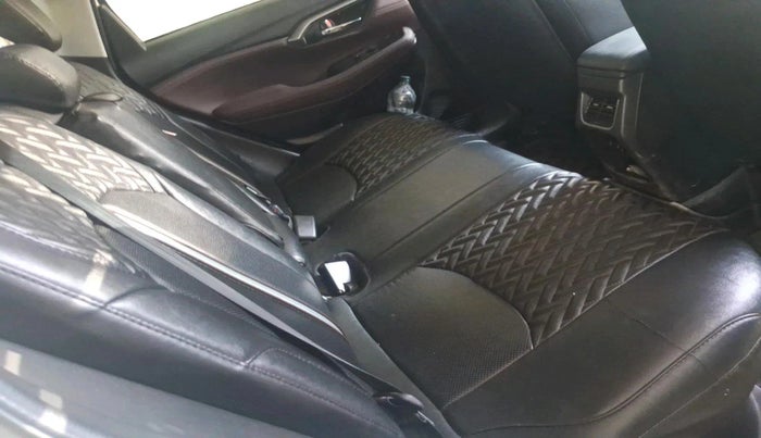 2023 Maruti Grand Vitara ALPHA SMART HYBRID, Petrol, Manual, 13,117 km, interior