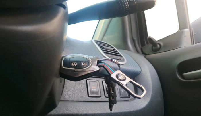 2010 Maruti Ritz VXI, Petrol, Manual, 2,18,749 km, interior