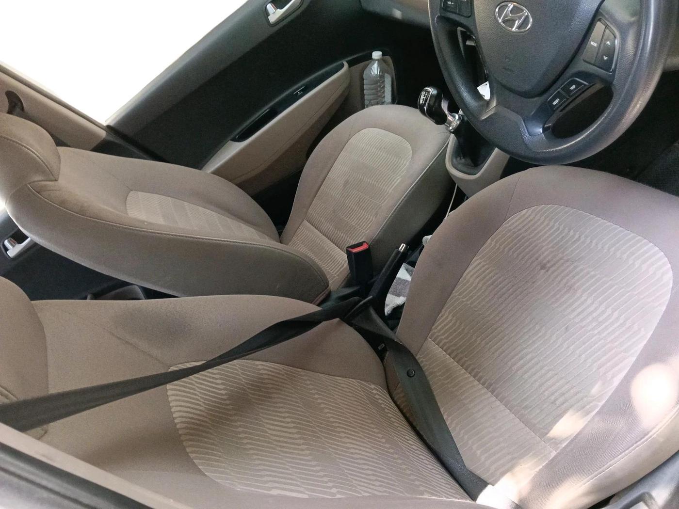 2017 Hyundai Xcent SX 1.2 CRDI, Diesel, Manual, 1,28,229 km, interior