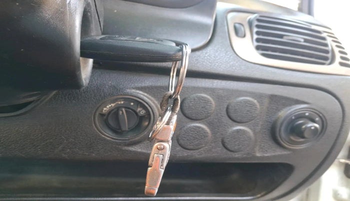 2015 Tata Indigo ECS LX TDI, Diesel, Manual, 4,34,086 km, interior