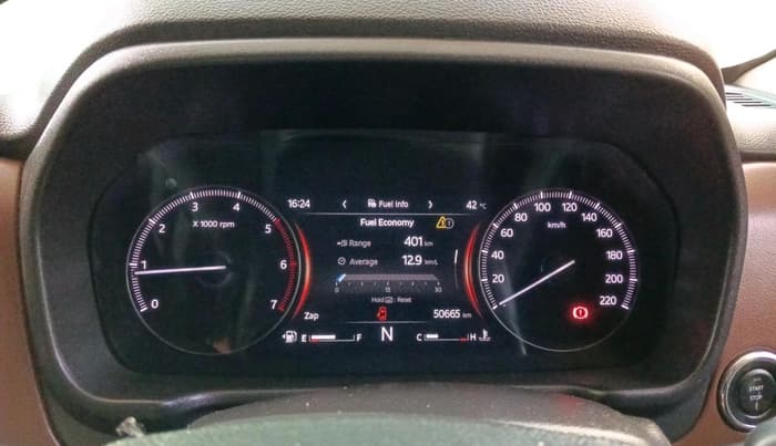 2024 Mahindra SCORPIO-N Z8 L DIESEL MT 2WD 6 STR, Diesel, Manual, 50,665 km, interior