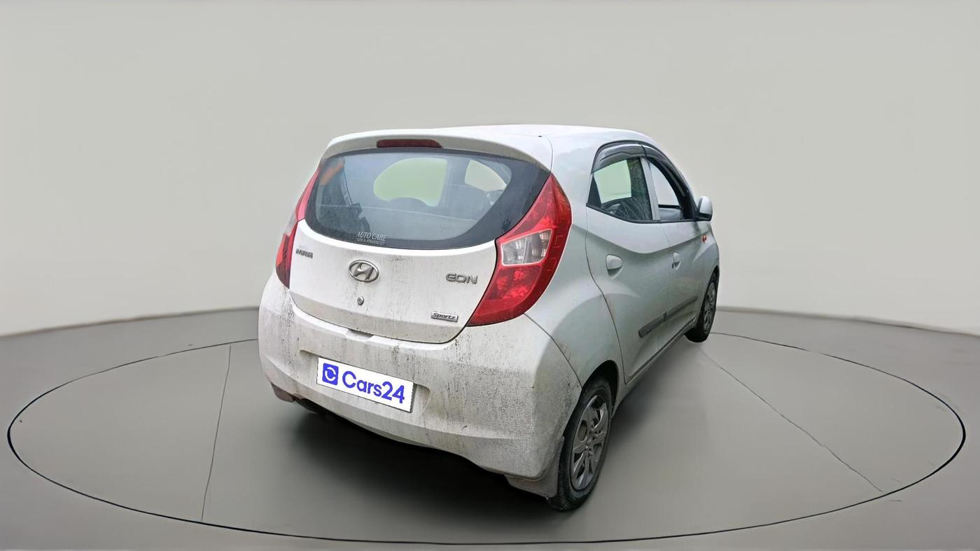 2015 Hyundai Eon SPORTZ, Petrol, Manual, 1,15,544 km, exterior