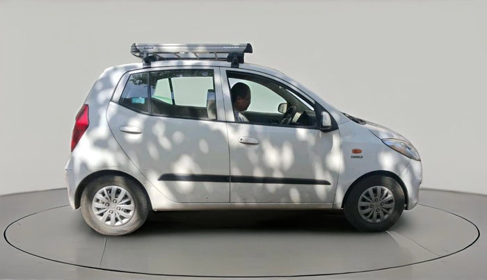 2015 Hyundai i10 SPORTZ 1.1, Petrol, Manual, 73,354 km, exterior