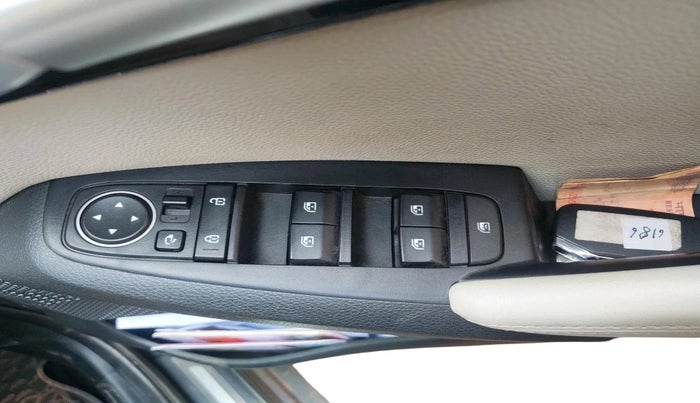 2023 KIA SELTOS HTX 1.5 DIESEL IMT, Diesel, Manual, 35,917 km, interior