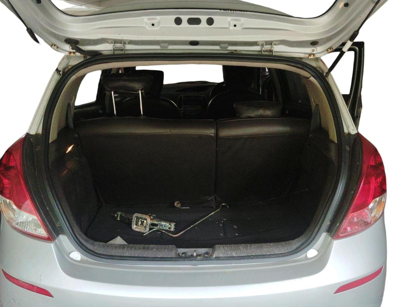 2012 Hyundai i20 SPORTZ 1.2, Petrol, Manual, 70,153 km, exterior